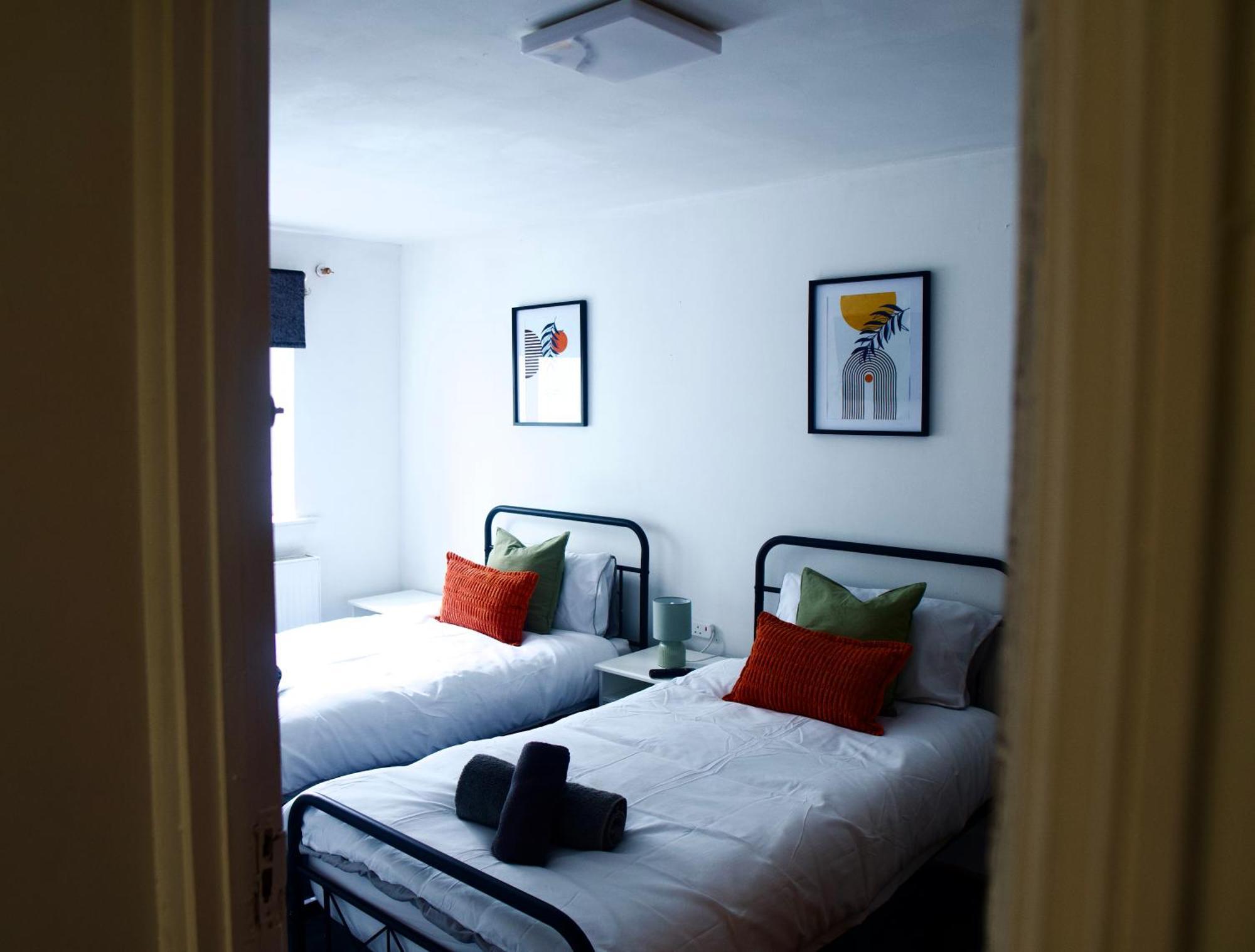 Modern 2 Bed Apartment, 8min To Stratford Station, Sleeps 6 Appartement *
