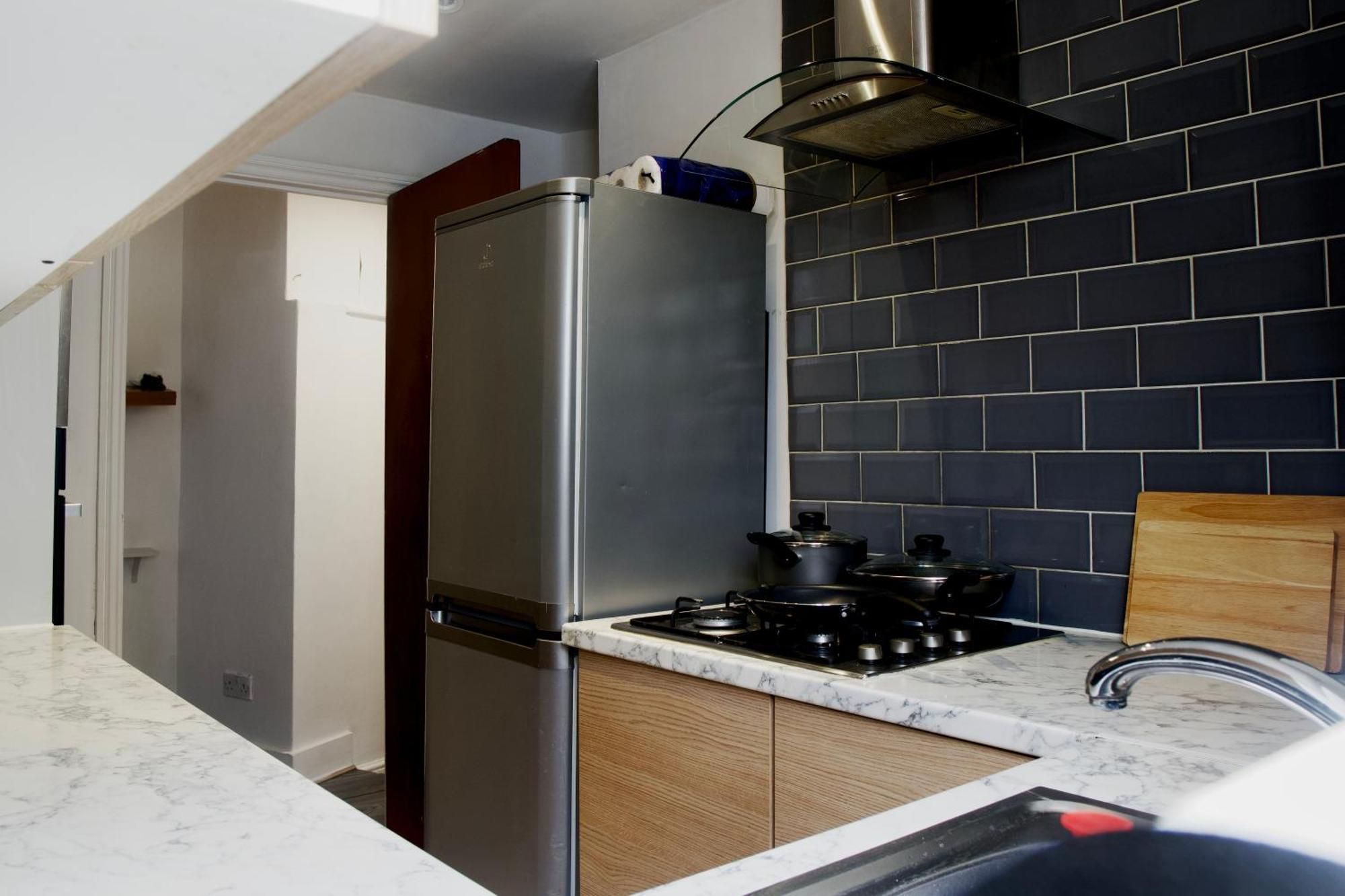 Appartement Modern 2 Bed Apartment, 8min To Stratford Station, Sleeps 6