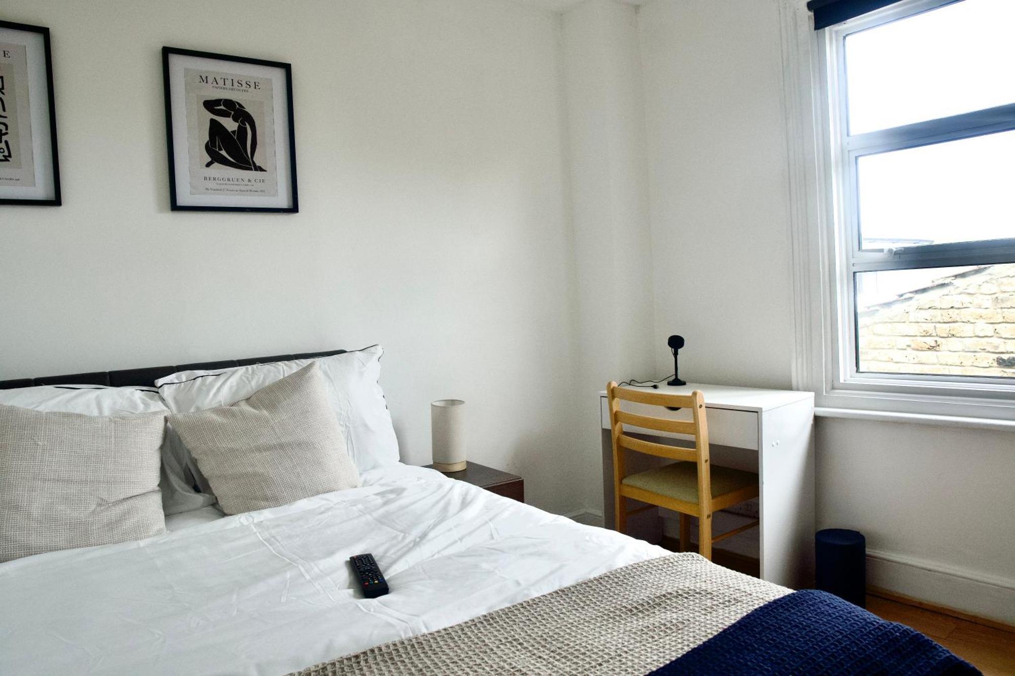 Modern 2 Bed Apartment, 8min To Stratford Station, Sleeps 6 Appartement